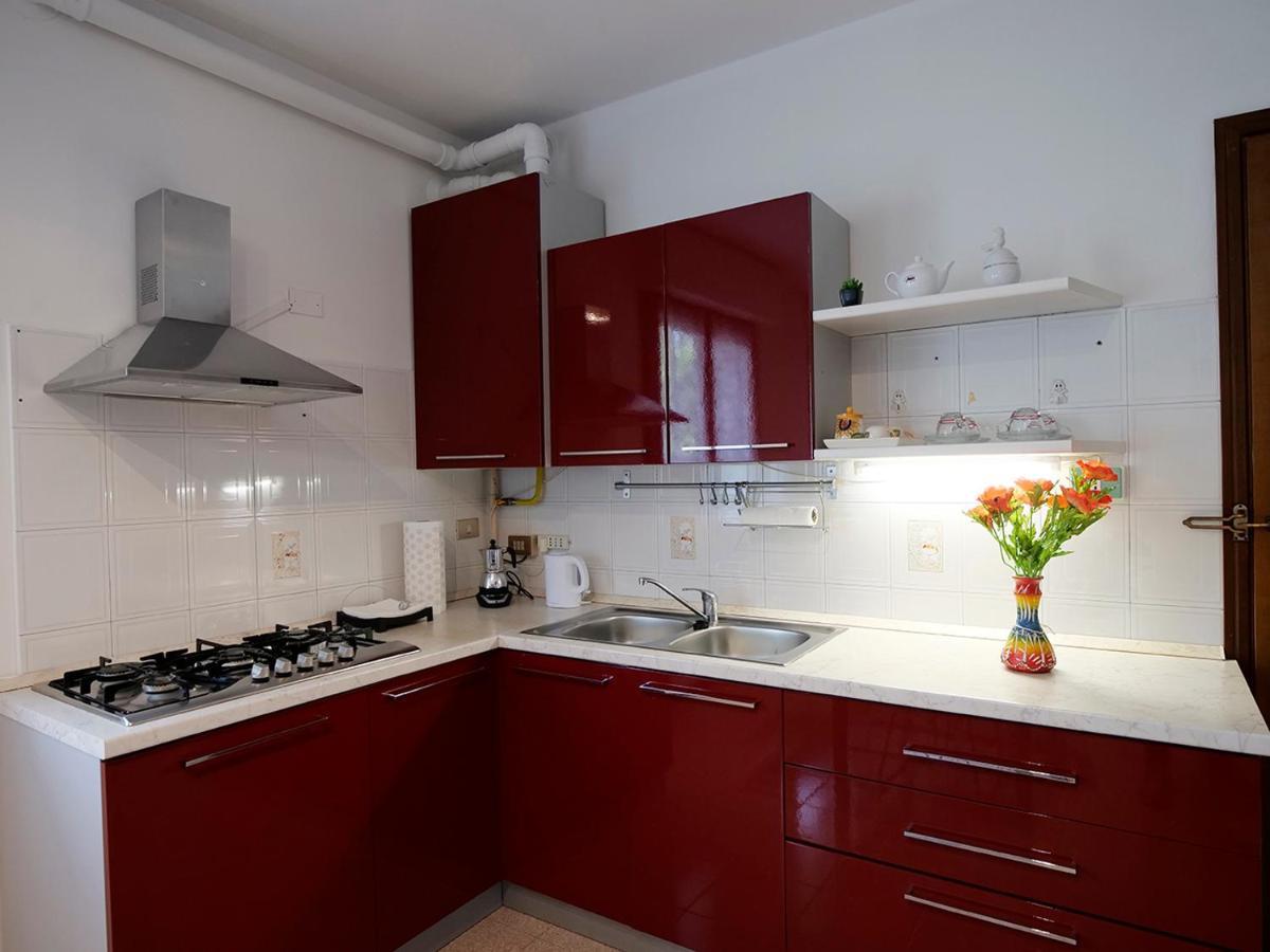 House In Color Appartement Sant'antonio  Buitenkant foto