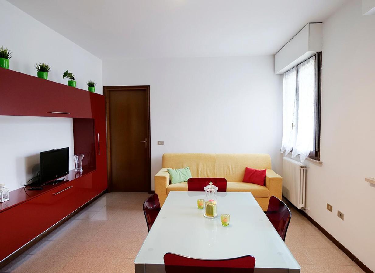 House In Color Appartement Sant'antonio  Buitenkant foto